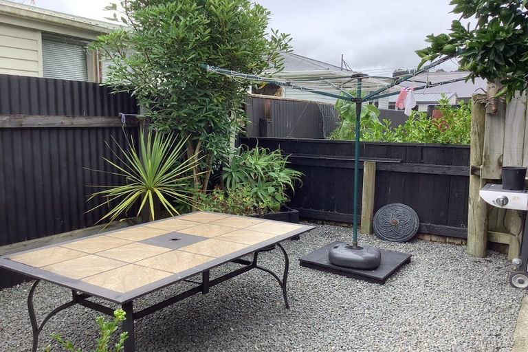 Photo of property in 1033b Fergusson Drive, Clouston Park, Upper Hutt, 5018