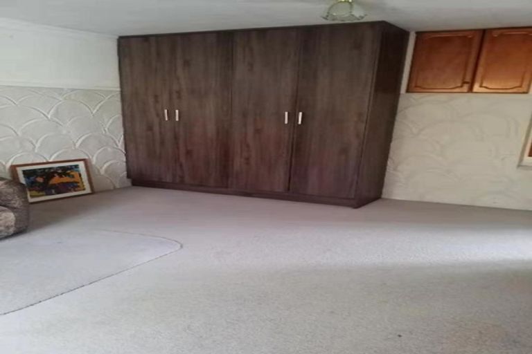 Photo of property in 208 Don Buck Road, Massey, Auckland, 0614