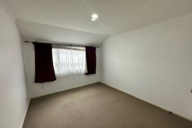 Photo of property in 311 Chapel Road, Flat Bush, Auckland, 2016