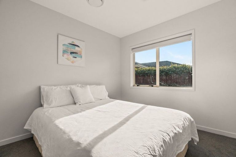 Photo of property in 2 Aranui Drive, Papamoa Beach, Papamoa, 3118