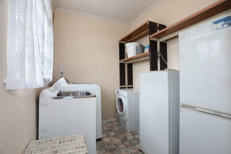 Photo of property in 14 Kensington Road, Marton, 4710