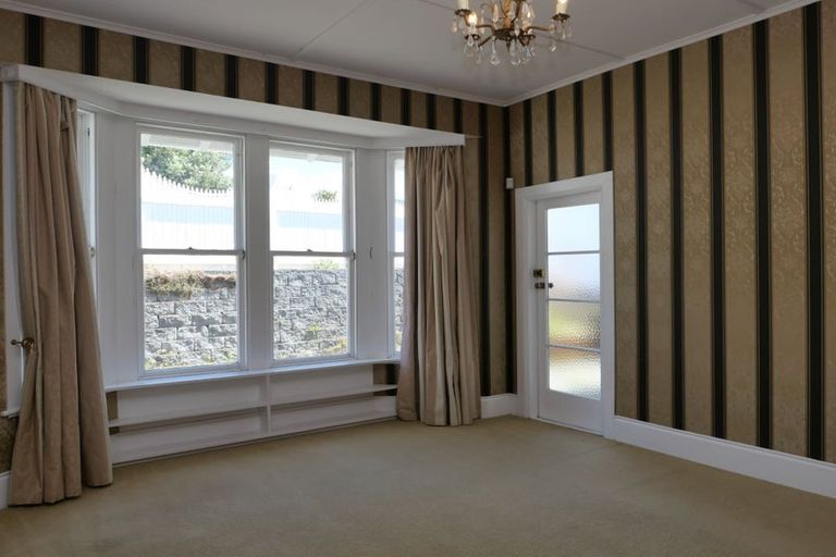 Photo of property in 35 Disley Street, Highbury, Wellington, 6012