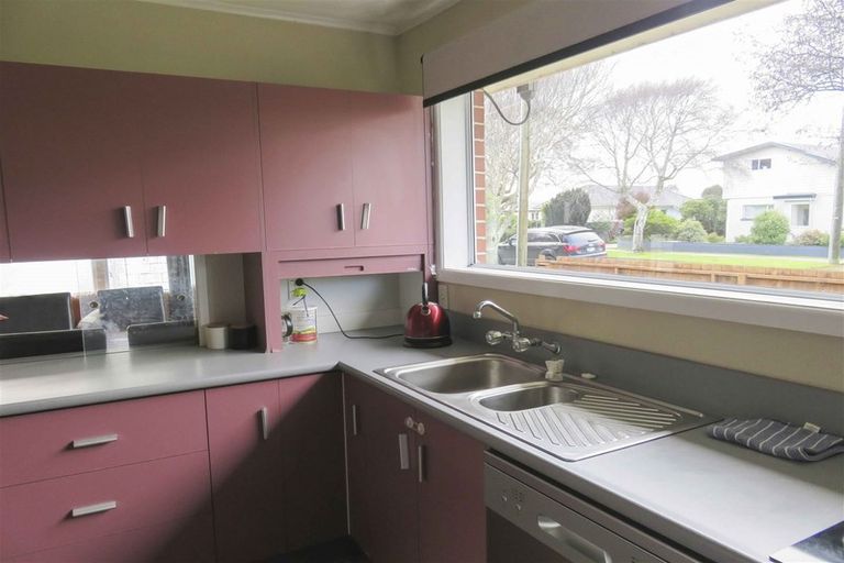 Photo of property in 80 Joseph Street, Waverley, Invercargill, 9810