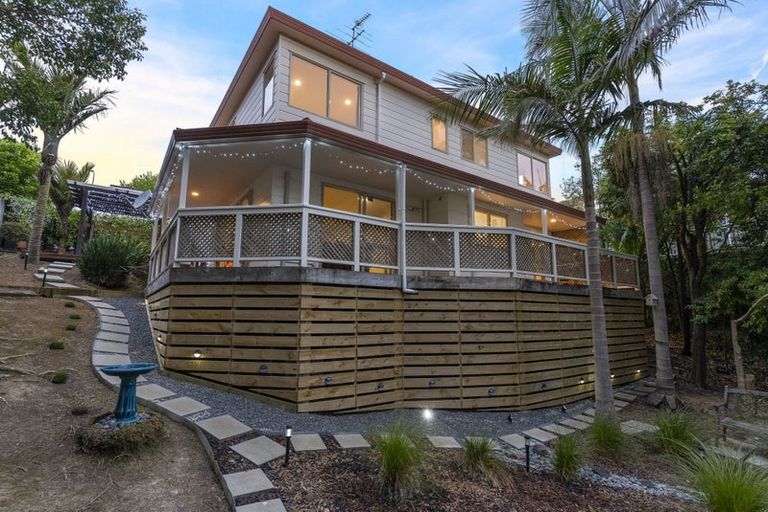 Photo of property in 2/13a Sandspit Road, Cockle Bay, Auckland, 2014