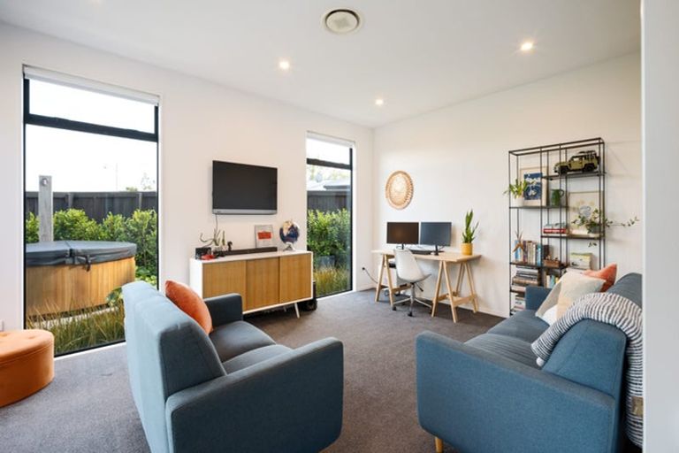 Photo of property in 5 Birchgate Lane, Halswell, Christchurch, 8025