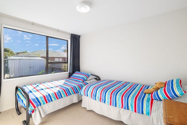 Photo of property in 10 Glenbyre Place, Bromley, Christchurch, 8062