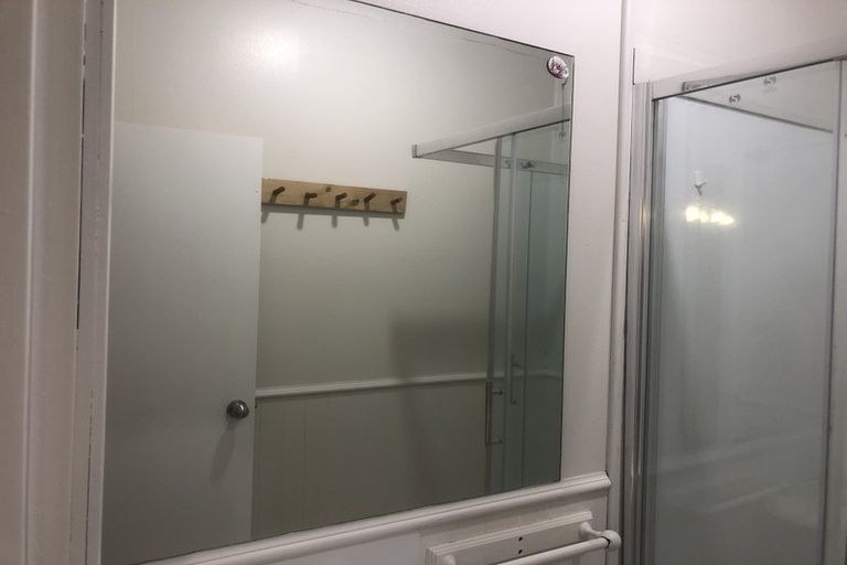 Photo of property in 56 Old Wairoa Road, Papakura, 2110