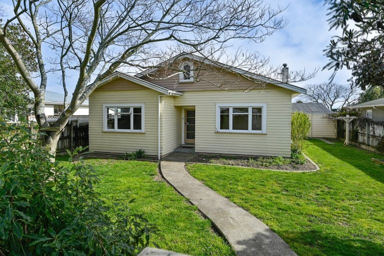 Photo of property in 32 Gladstone Road, Richmond, 7020