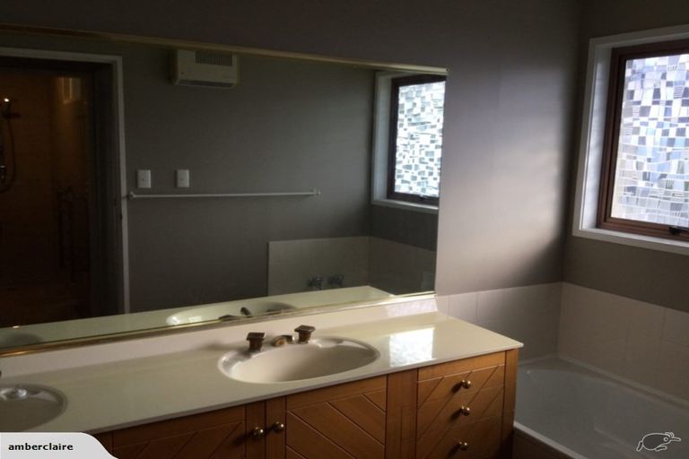 Photo of property in 10 Harpham Street, Taradale, Napier, 4112