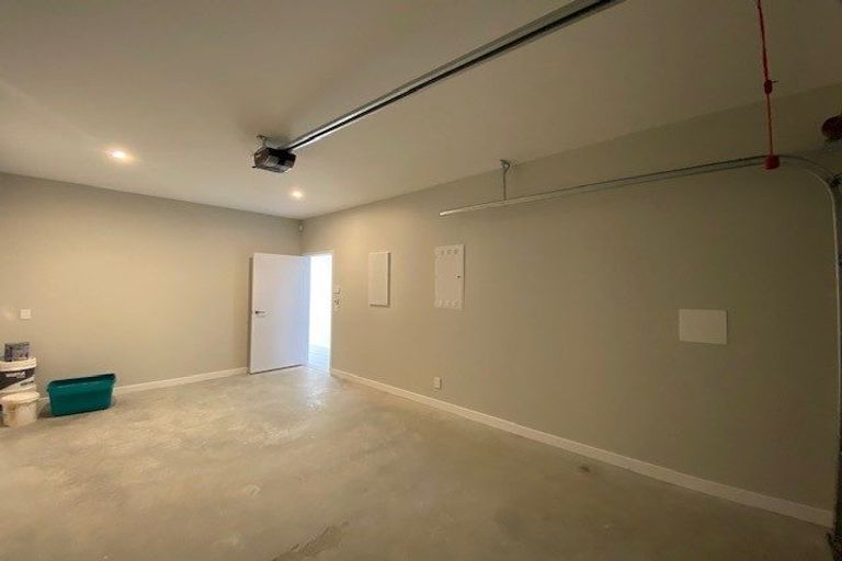 Photo of property in 43 Ron Deal Way, Epuni, Lower Hutt, 5011