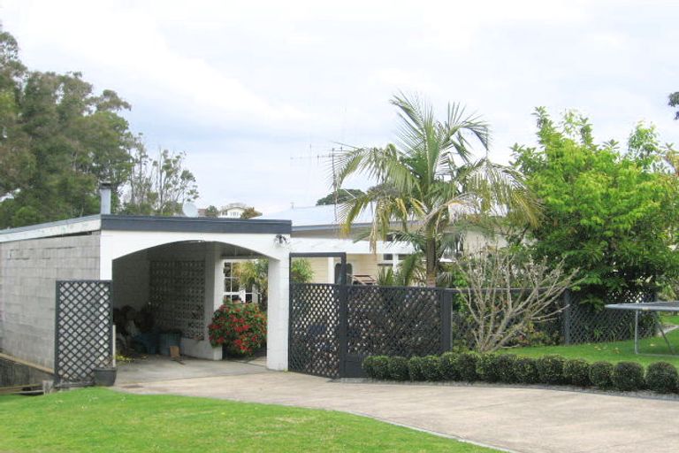 Photo of property in 27 Glenn Terrace, Otumoetai, Tauranga, 3110