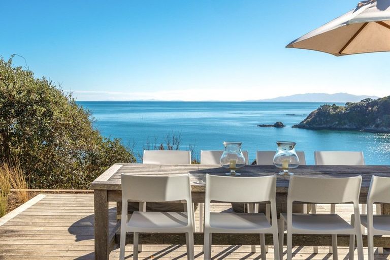 Photo of property in 10 Newton Road, Oneroa, Waiheke Island, 1081