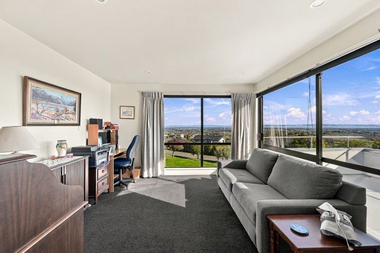 Photo of property in 68 Ravensdale Rise, Westmorland, Christchurch, 8025