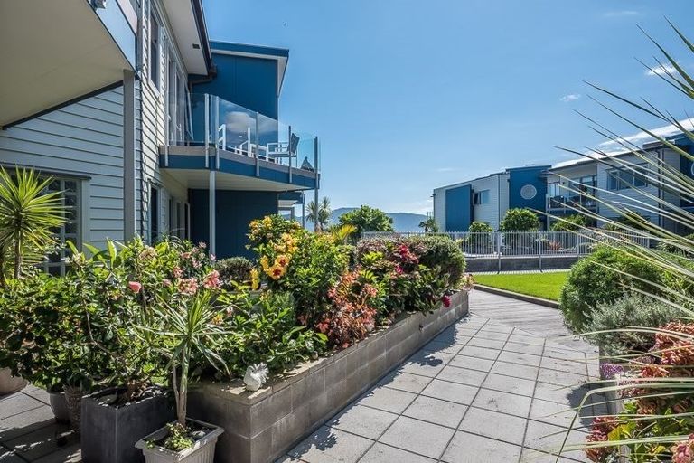 Photo of property in 10/4u Seaview Road, Paraparaumu Beach, Paraparaumu, 5032