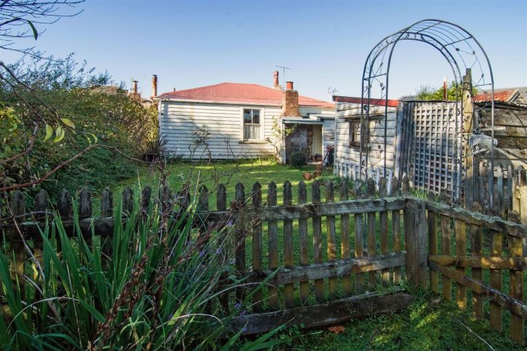 Photo of property in 37 Albert Street, Masterton, 5810
