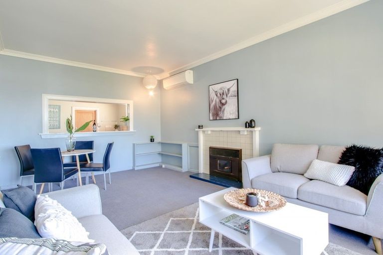 Photo of property in 11 Hornsey Road, Bluff Hill, Napier, 4110