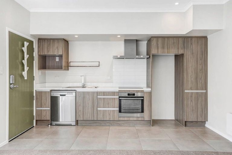 Photo of property in 22 Mollusc Road, Hobsonville, Auckland, 0616
