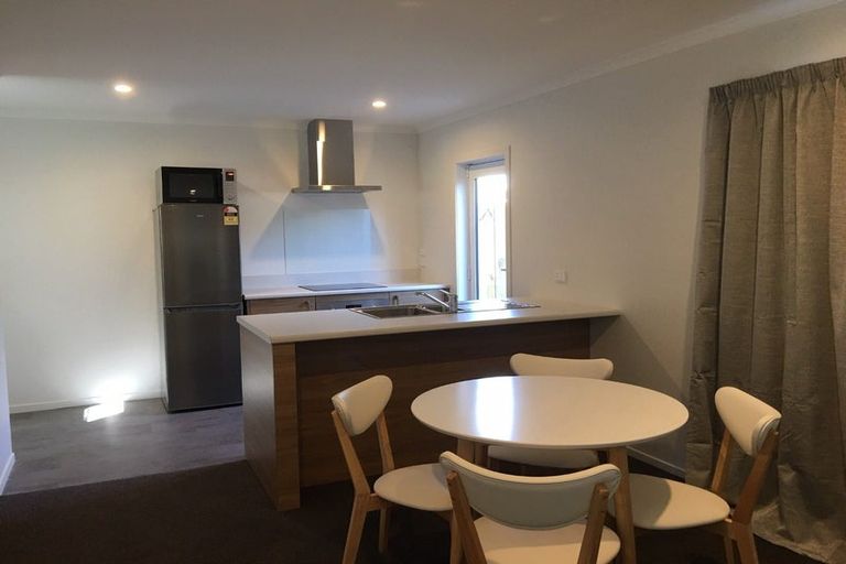 Photo of property in 4/7 Burrows Place, Frankton, Hamilton, 3204