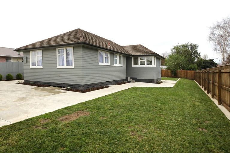 Photo of property in 30 Lipscombe Crescent, Havelock North, 4130