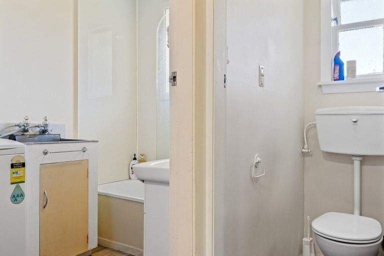 Photo of property in 4/28 Elizabeth Street, Riccarton, Christchurch, 8041