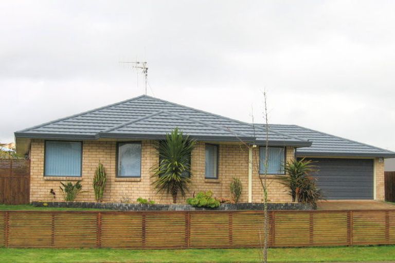 Photo of property in 11 Wimbledon Close, Nawton, Hamilton, 3200