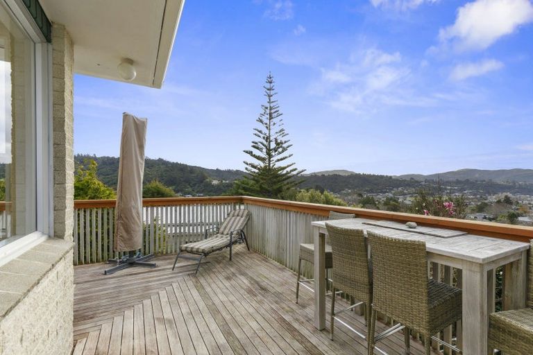 Photo of property in 26 Dalton Grove, Stokes Valley, Lower Hutt, 5019