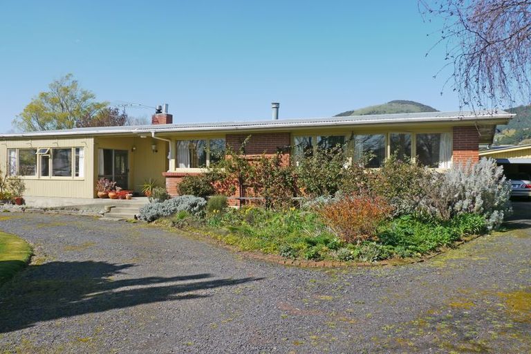 Photo of property in 16 Riccarton Road East, East Taieri, Mosgiel, 9024