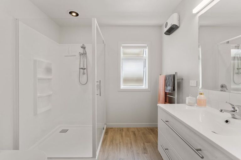 Photo of property in 3 Kohia Place, Wharewaka, Taupo, 3330