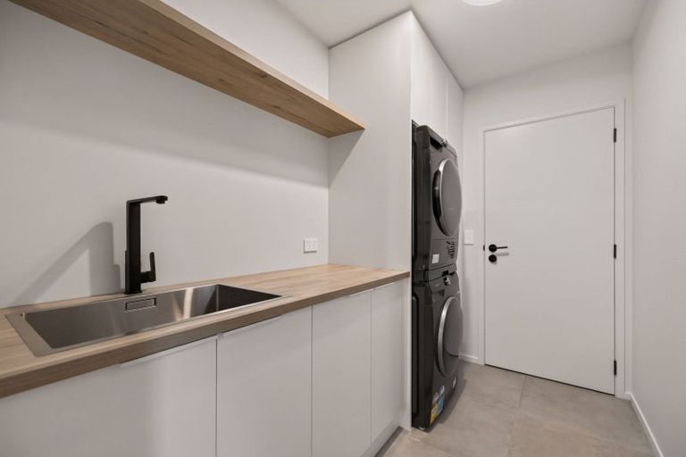 Photo of property in 51 Corriedale Road, Jacks Point, 9371