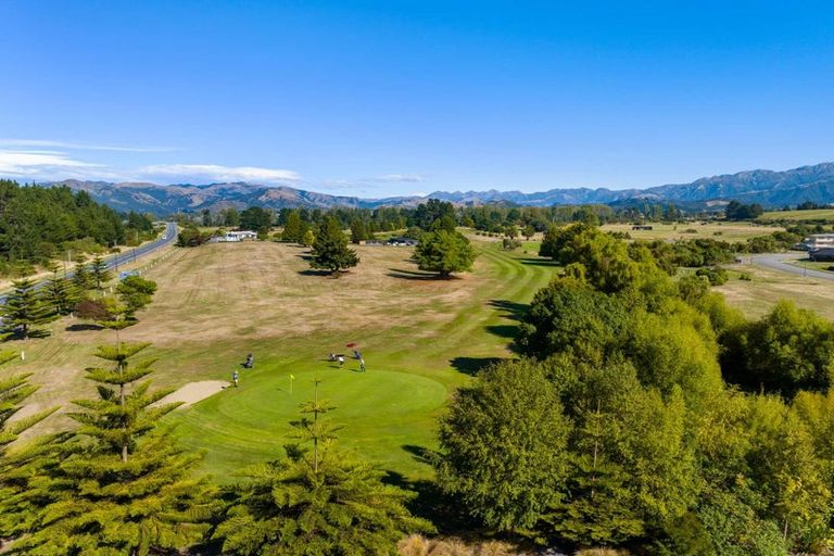 Photo of property in 6 Knowles Crescent, Kaikoura Flat, Kaikoura, 7371