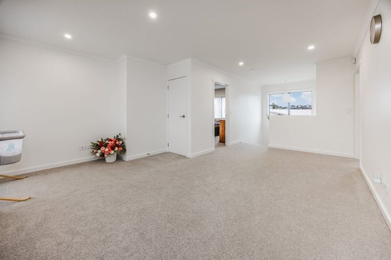 Photo of property in 72 Maanihi Drive, Rototuna North, Hamilton, 3210