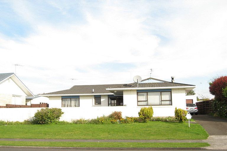 Photo of property in 22 Puketotara Street, Highlands Park, New Plymouth, 4312