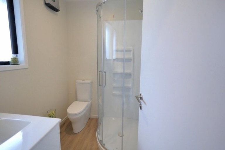 Photo of property in 1/21 Hills Road, Edgeware, Christchurch, 8013