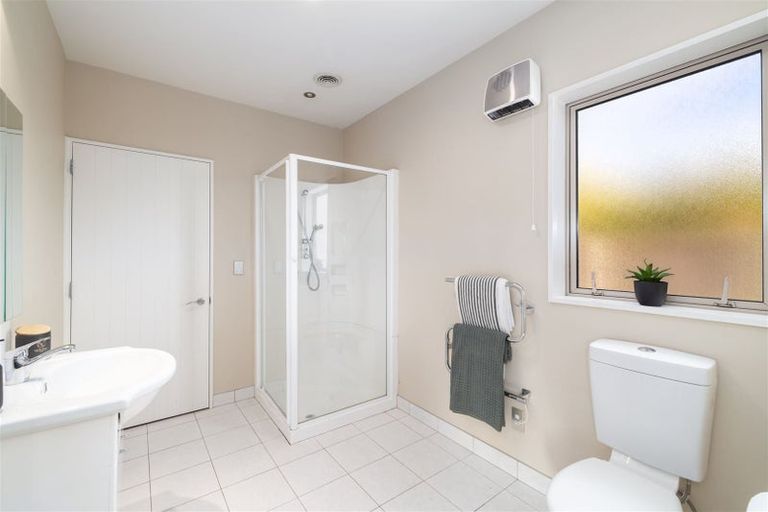 Photo of property in 38 Streamside Court, Woolston, Christchurch, 8062