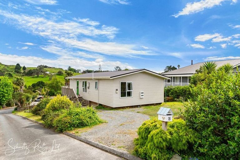 Photo of property in 15 Ash Grove, Maungaturoto, 0520