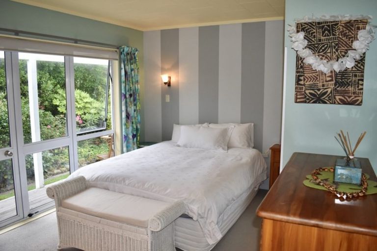 Photo of property in 30 Kapiti Lane, Otaki Beach, Otaki, 5512