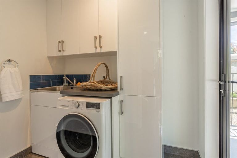 Photo of property in 33 Hihitahi Rise, Paihia, 0200