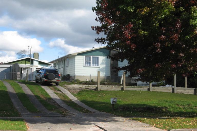 Photo of property in 211 Balmoral Drive, Tokoroa, 3420