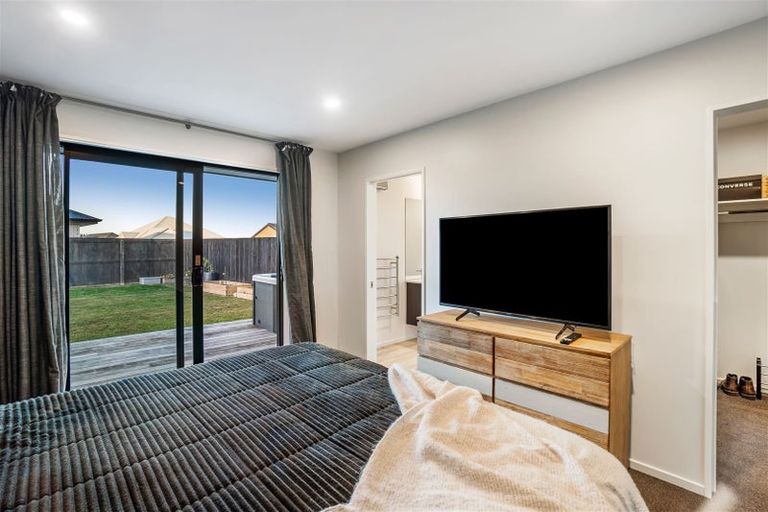 Photo of property in 12 Owen Drive, Darfield, 7510