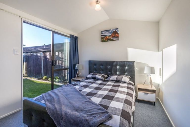 Photo of property in 8 Guise Lane, Hillmorton, Christchurch, 8025