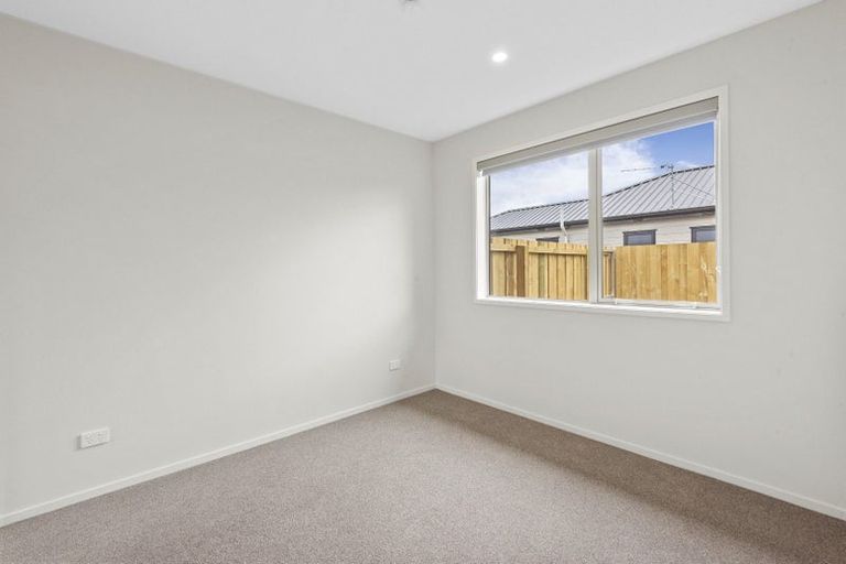 Photo of property in 4 Bill Hammond Drive, Belfast, 8051