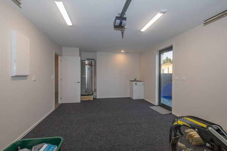 Photo of property in 5 Mount Creighton Crescent, Wanaka, 9305