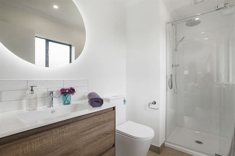 Photo of property in 34 Sandwick Drive, Weymouth, Auckland, 2103