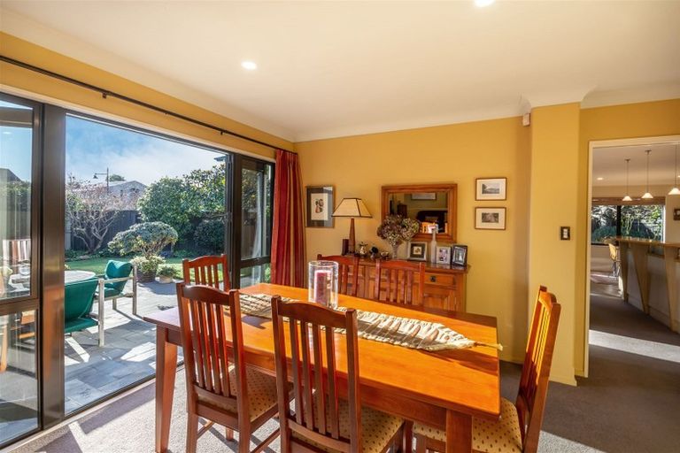 Photo of property in 55 Marble Wood Drive, Papanui, Christchurch, 8053