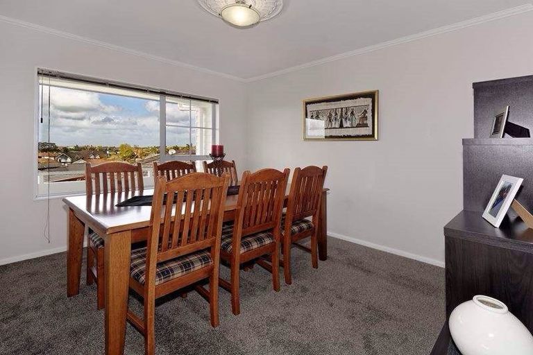 Photo of property in 7 Soling Place, West Harbour, Auckland, 0618