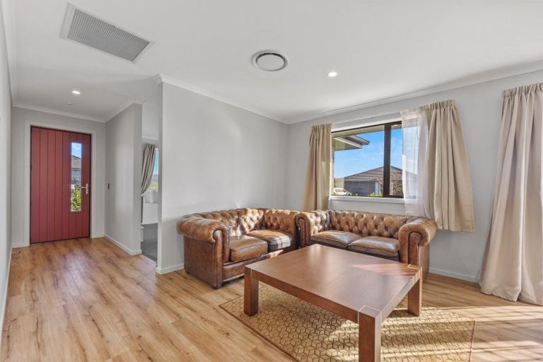 Photo of property in 10 Esher Lane, Richmond, 7020