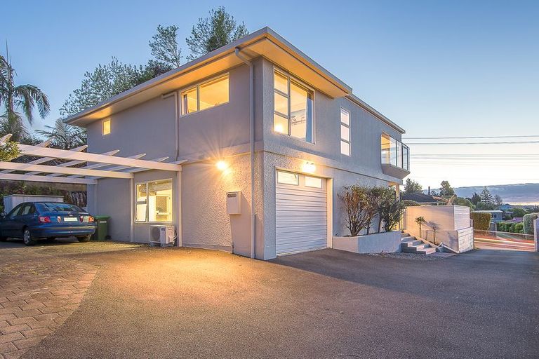 Photo of property in 19 Bellevue Road, Brookfield, Tauranga, 3110