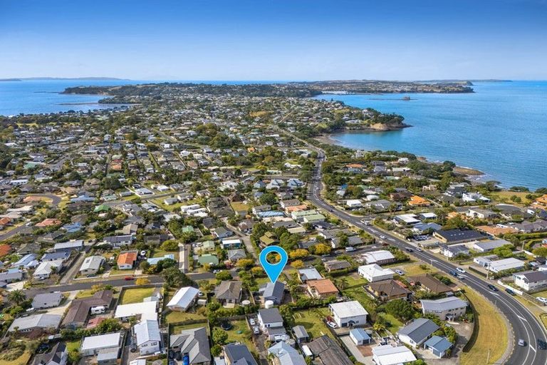 Photo of property in 6 Rakino Avenue, Manly, Whangaparaoa, 0930