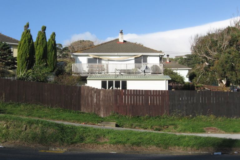 Photo of property in 60 Dimock Street, Titahi Bay, Porirua, 5022