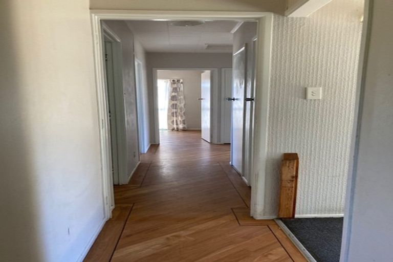 Photo of property in 3 Damian Way, Weymouth, Auckland, 2103